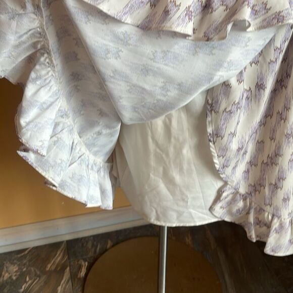 Molly Bracken WRAP MIDI DRESS IN LILAC size missing - Picture 7 of 13